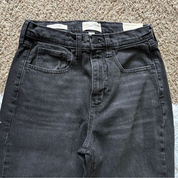 Universal Thread Jeans New High Rise Flare Stretch Black Womens Size 4 - Picture 4 of 10